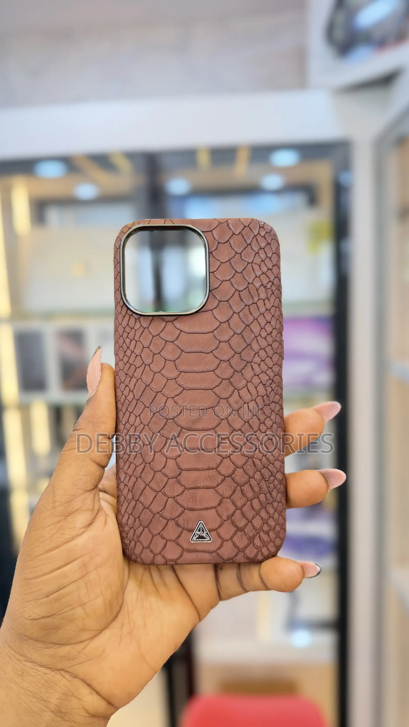 Snake Pattern Protective Phone Case /MagSafe Support