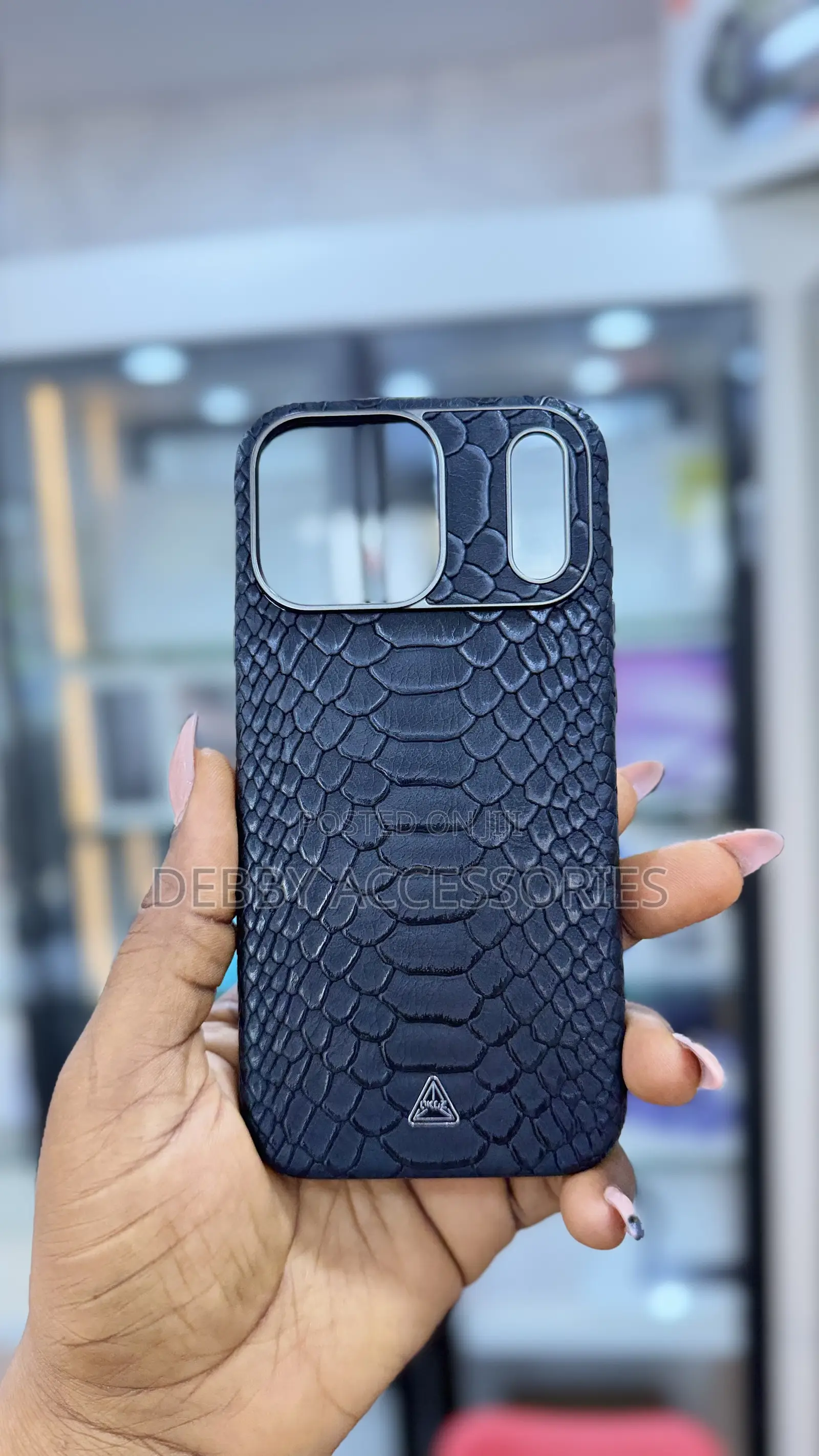 Snake Pattern Protective Phone Case /MagSafe Support