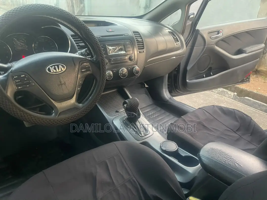 Kia Cerato 2014 Black
