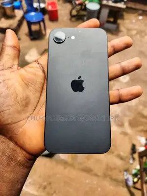 New Apple iPhone 16e 128 GB Black