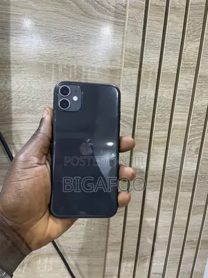 Apple iPhone 11 64 GB Black