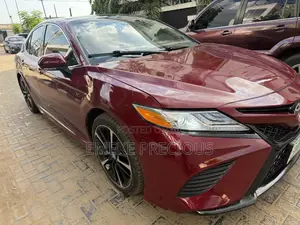 Toyota Camry XSE V6 FWD (3.5L 6cyl 8AM) 2018 Red