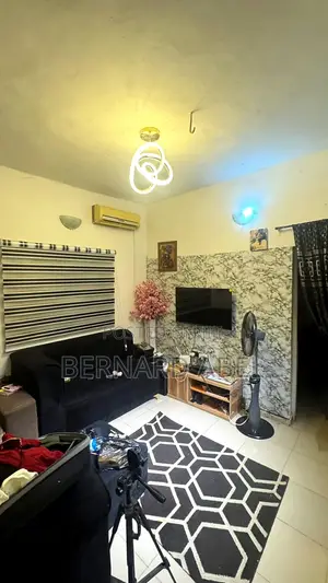 Mini Flat in Egan for rent