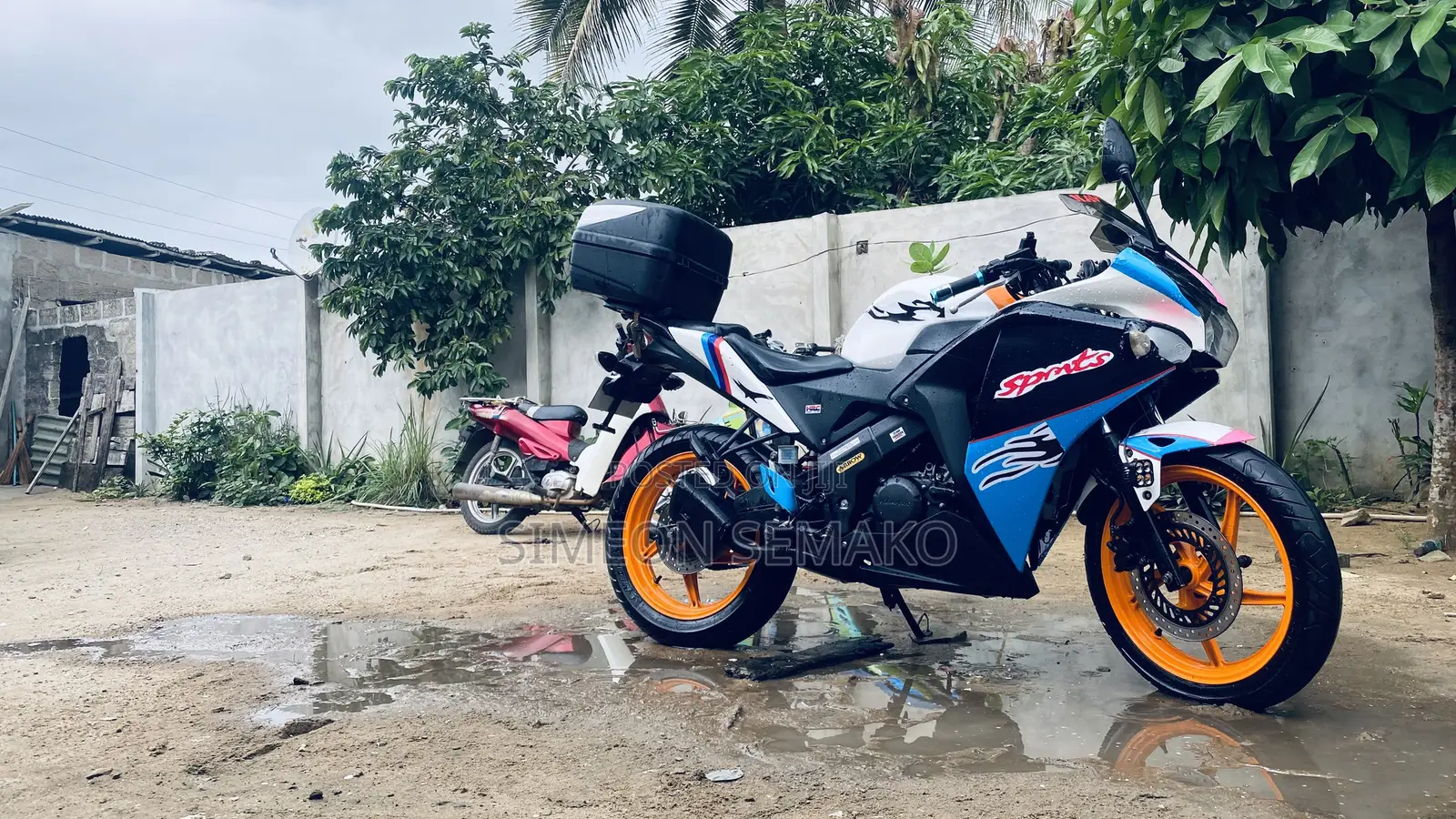 Honda CBR 2014 Orange
