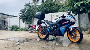 Honda CBR 2014 Orange
