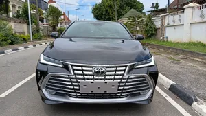 Toyota Avalon 2025 Matt Black