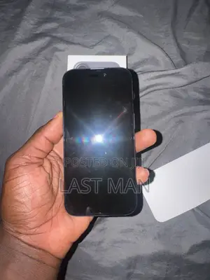 Apple iPhone 16 256 GB Black