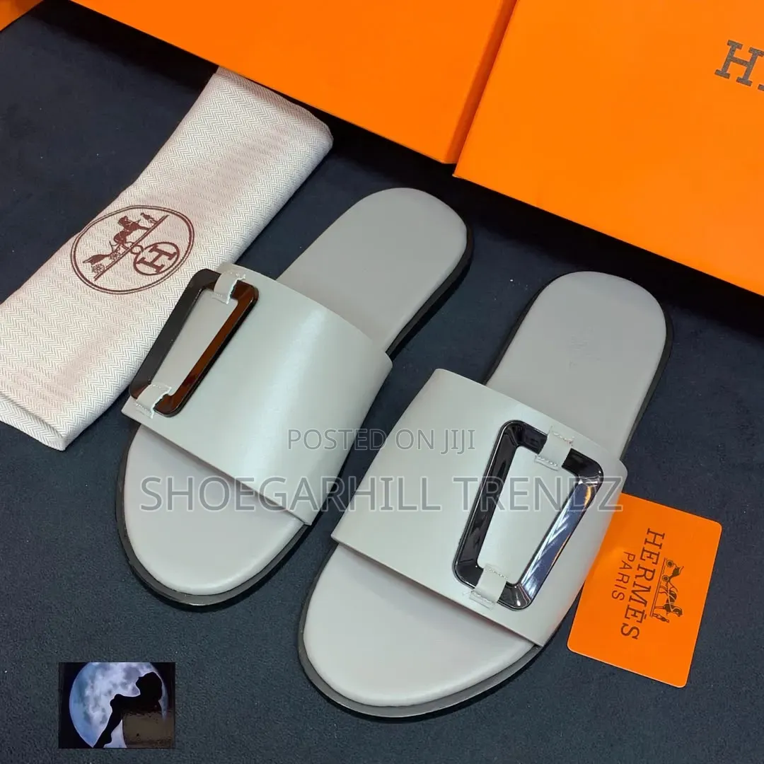 Quality Men Hermes Palm Slippers Comfort Meets Modern Style 4 Colours