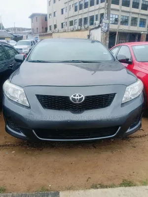 Toyota Corolla LE 4dr Sedan (1.8L 4cyl 4A) 2010 Gray