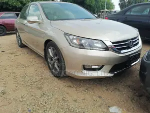 Honda Accord 2014 Gold