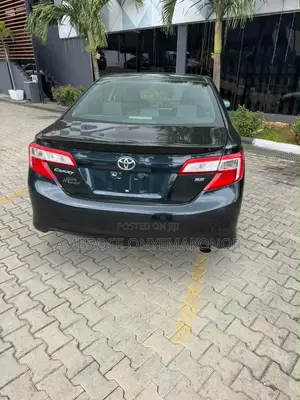 Toyota Camry SE Sport 4dr Sedan (2.5L 4cyl 6A) 2014 Teal