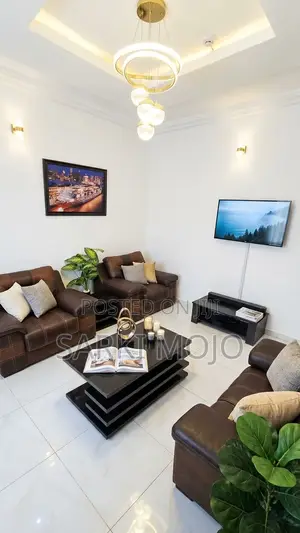 Luxury 2 Bedroom Apartment