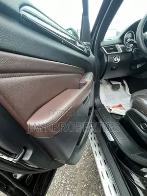 Mercedes-Benz M Class 2014 Black