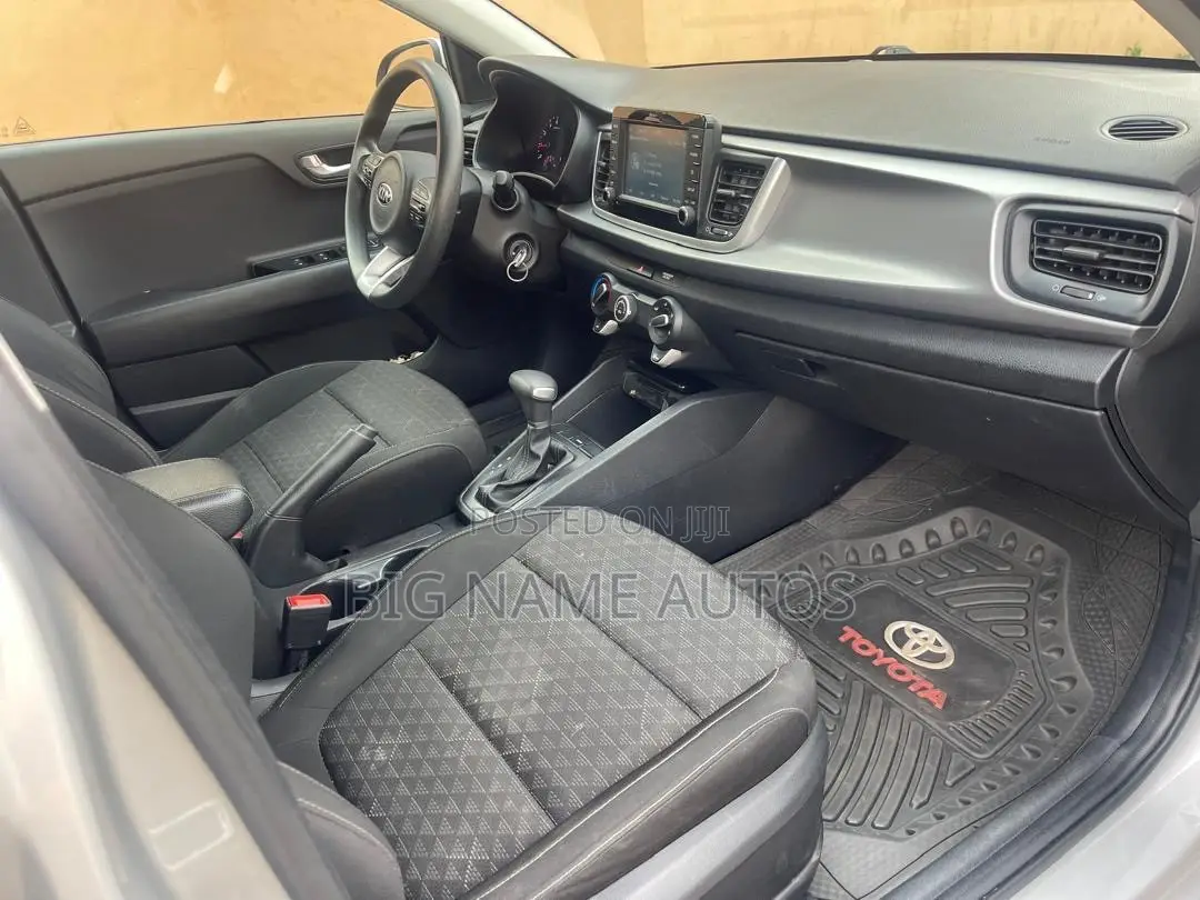 Kia Rio S Hatchback 2019 Gray