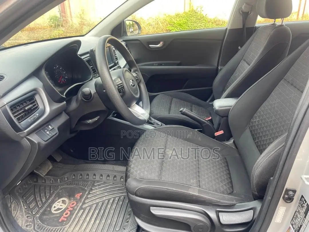 Kia Rio S Hatchback 2019 Gray