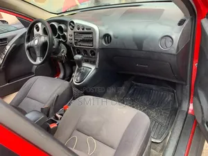 Pontiac Vibe 2005 Red