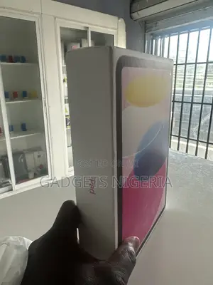 New Apple iPad (2025) 128 GB Pink