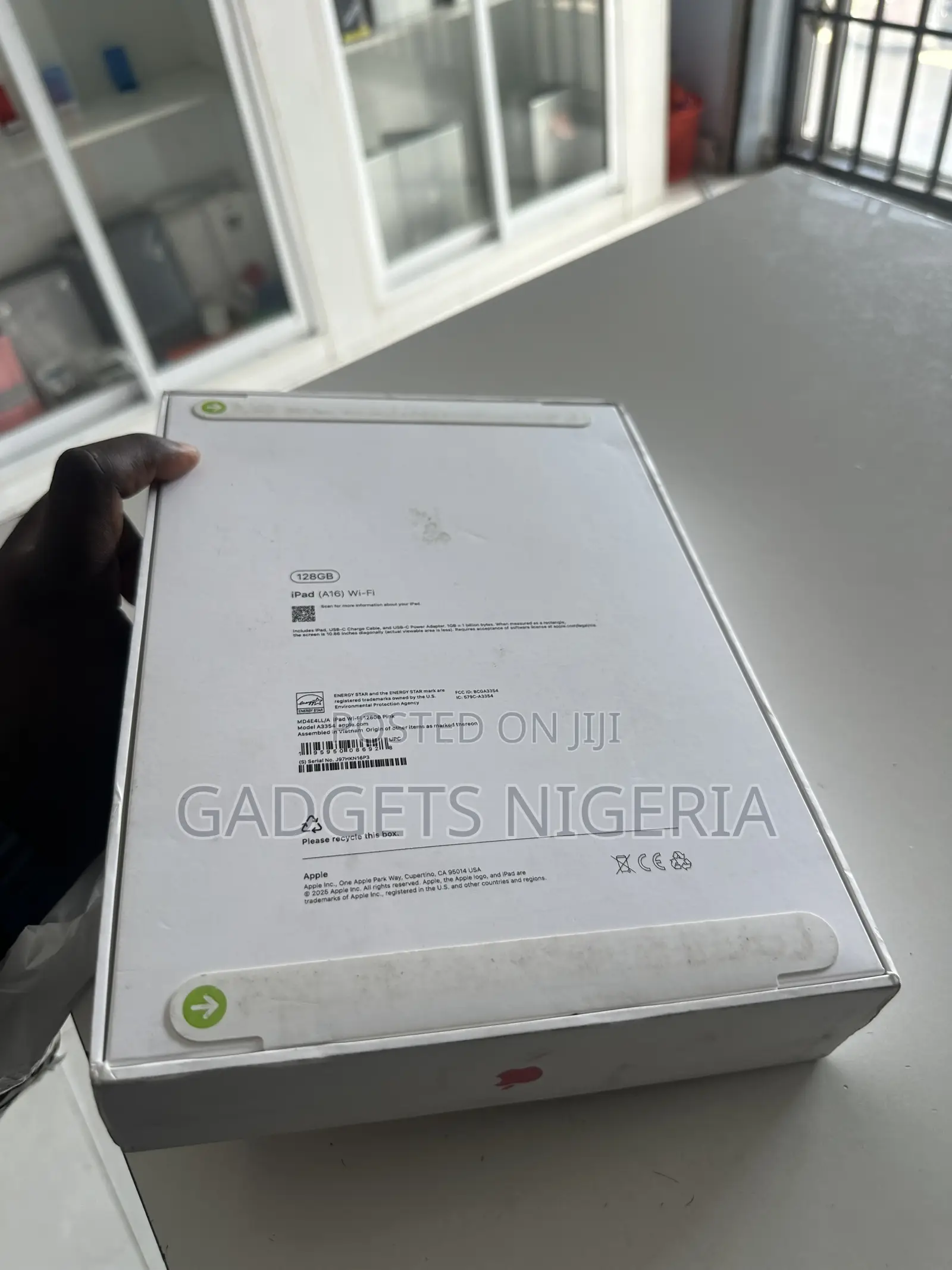 New Apple iPad (2025) 128 GB Pink