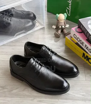 Men's Premium Black Corporate Shoes – Elegant Formal Office Wear.