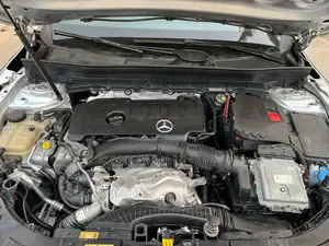Mercedes-Benz GLB-Class 2021 Silver