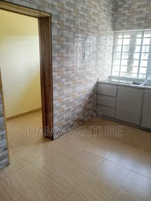 3bdrm Block of Flats in Aiyeteju for rent