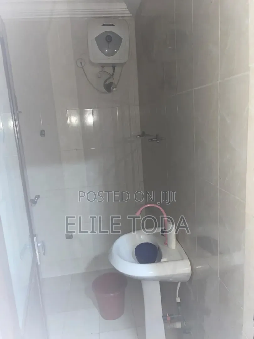 Short Stay Ensuite