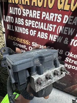 Toyota Camry 2012–2014 ABS Pump Available