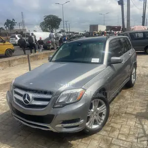 Mercedes-Benz GLK-Class 350 SUV 2013 Gray