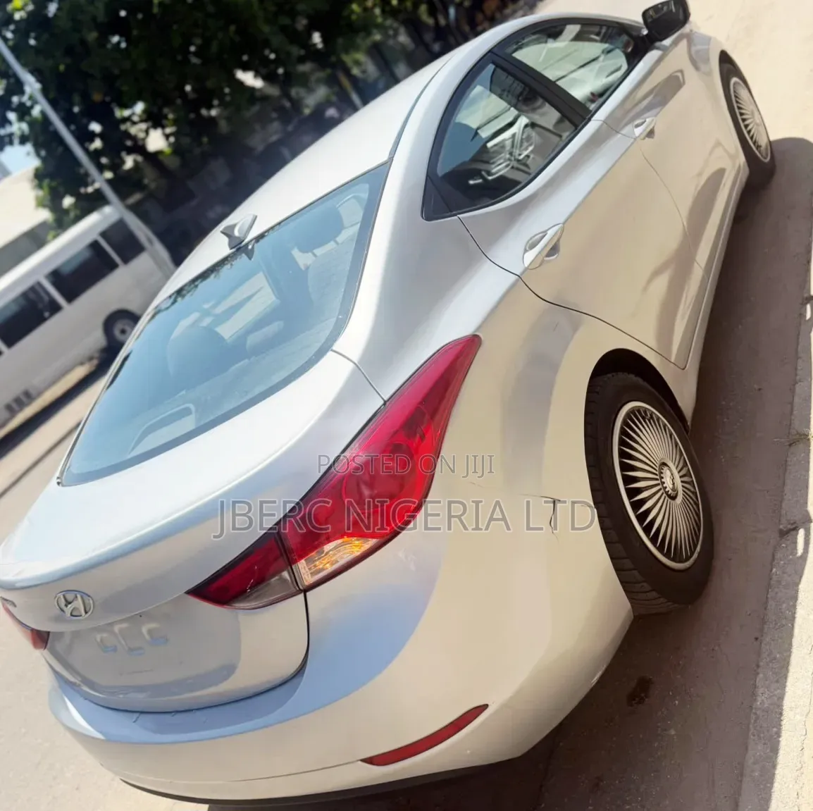 Hyundai Elantra 2015 Silver