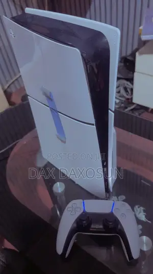 PlayStation 5 (SLIM)