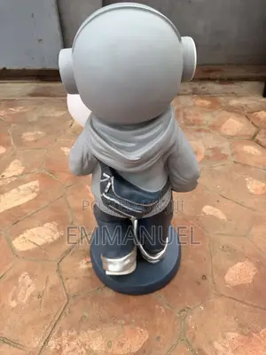 Big Size Figurine