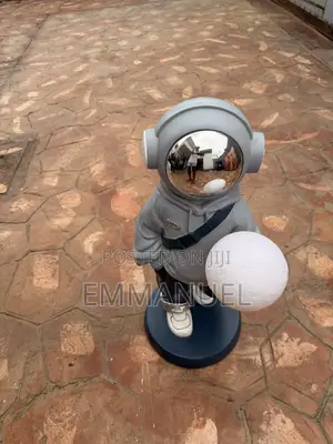 Big Size Figurine