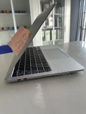 Laptop Apple MacBook Pro 2020 M1 8GB Apple M1 SSD 512GB
