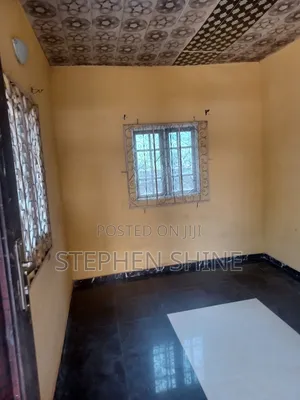 1bdrm Room & Parlour in Ika North East for rent