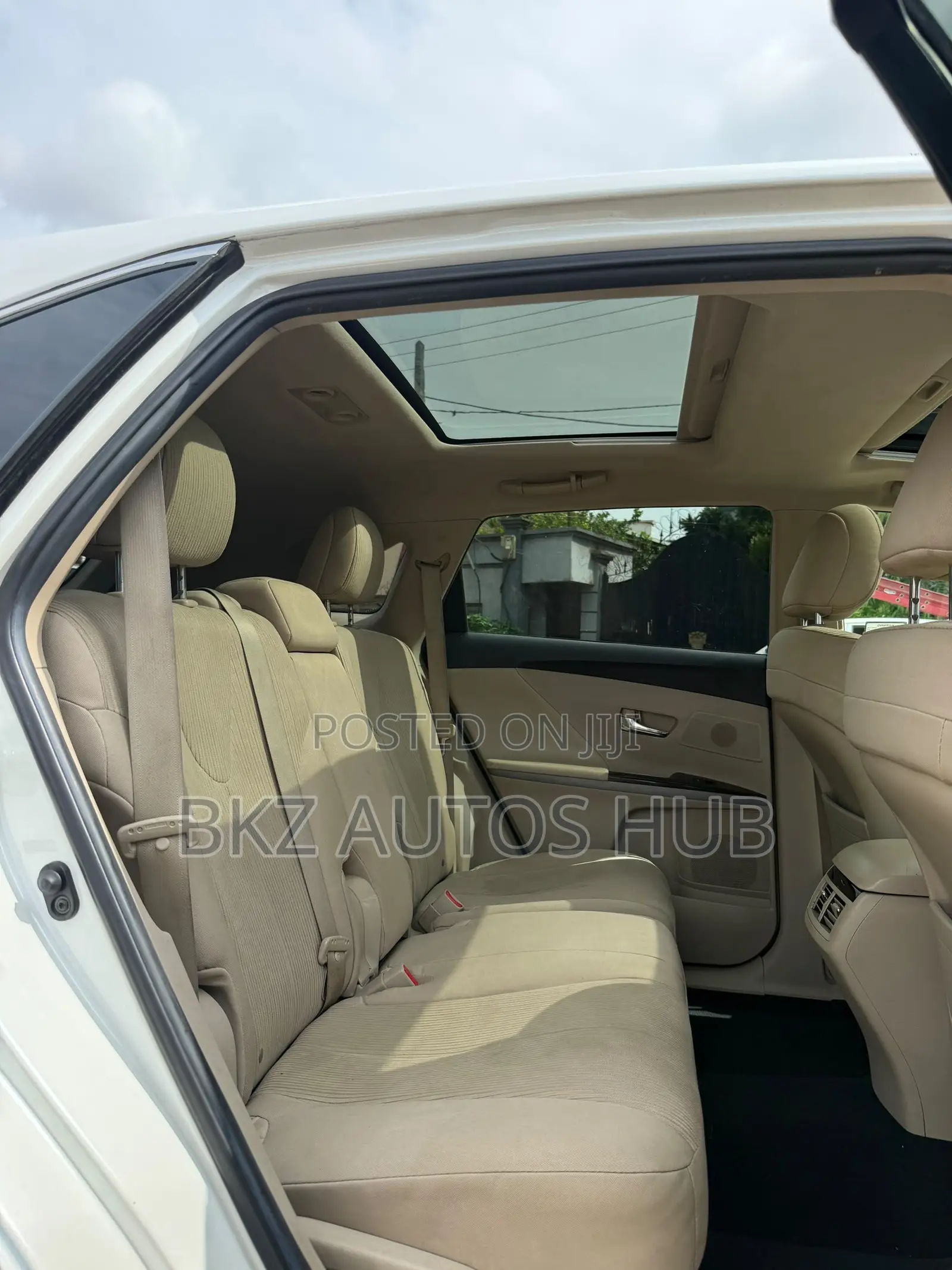 Toyota Venza V6 AWD 2012 White