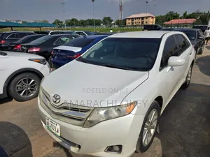 Toyota Venza 2010 White