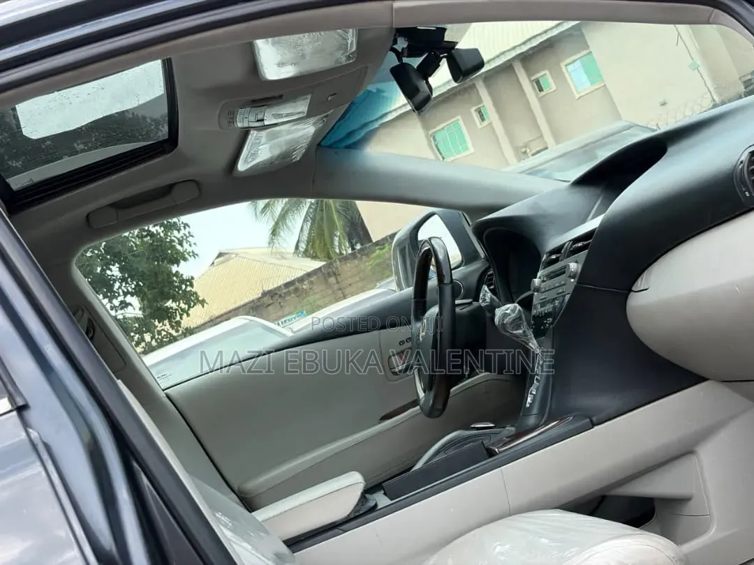 Lexus LX 2015