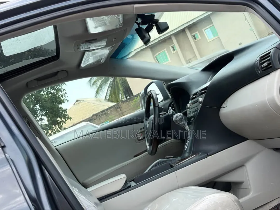 Lexus LX 2015
