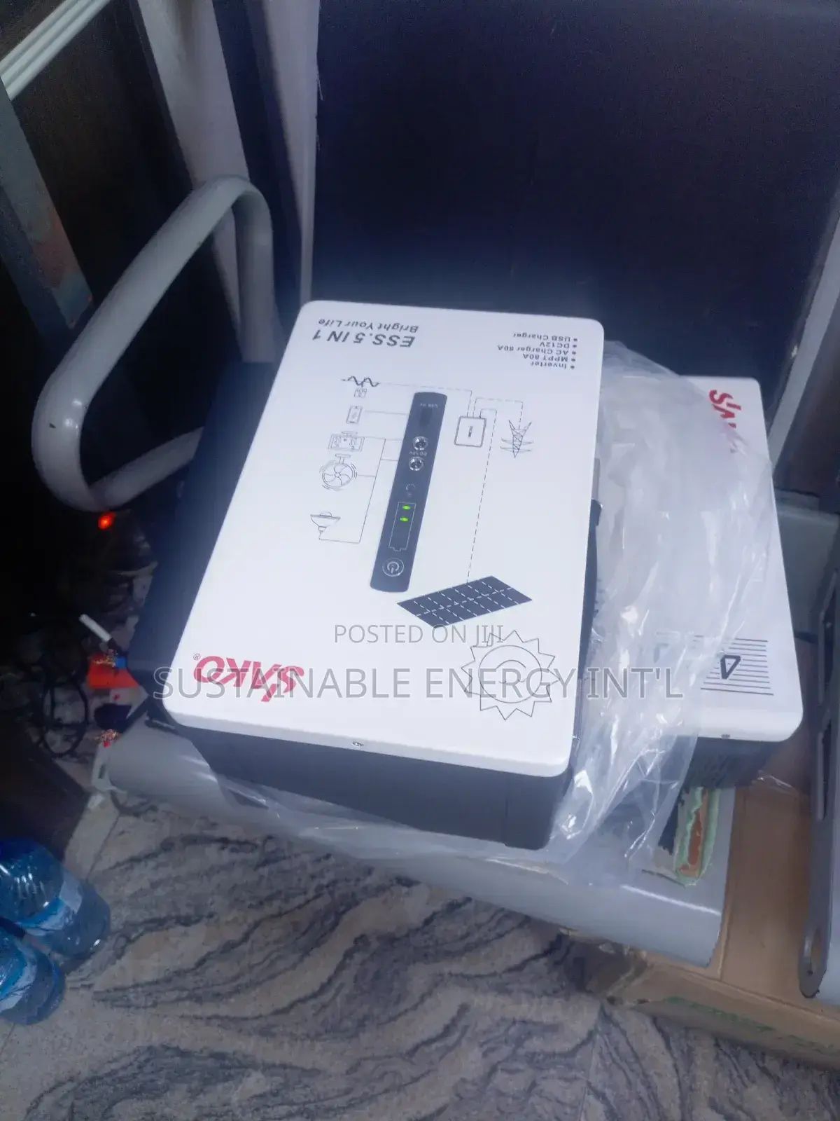 Solar Generator With Solar Panels, Accessories and Installation