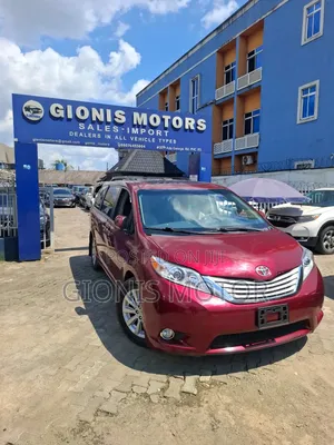 Toyota Sienna Limited 7 Passenger 2011 Burgundy
