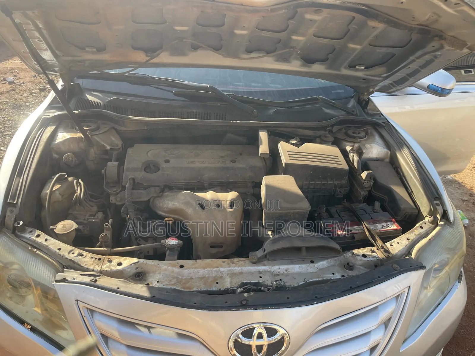 Toyota Camry 2027 Silver
