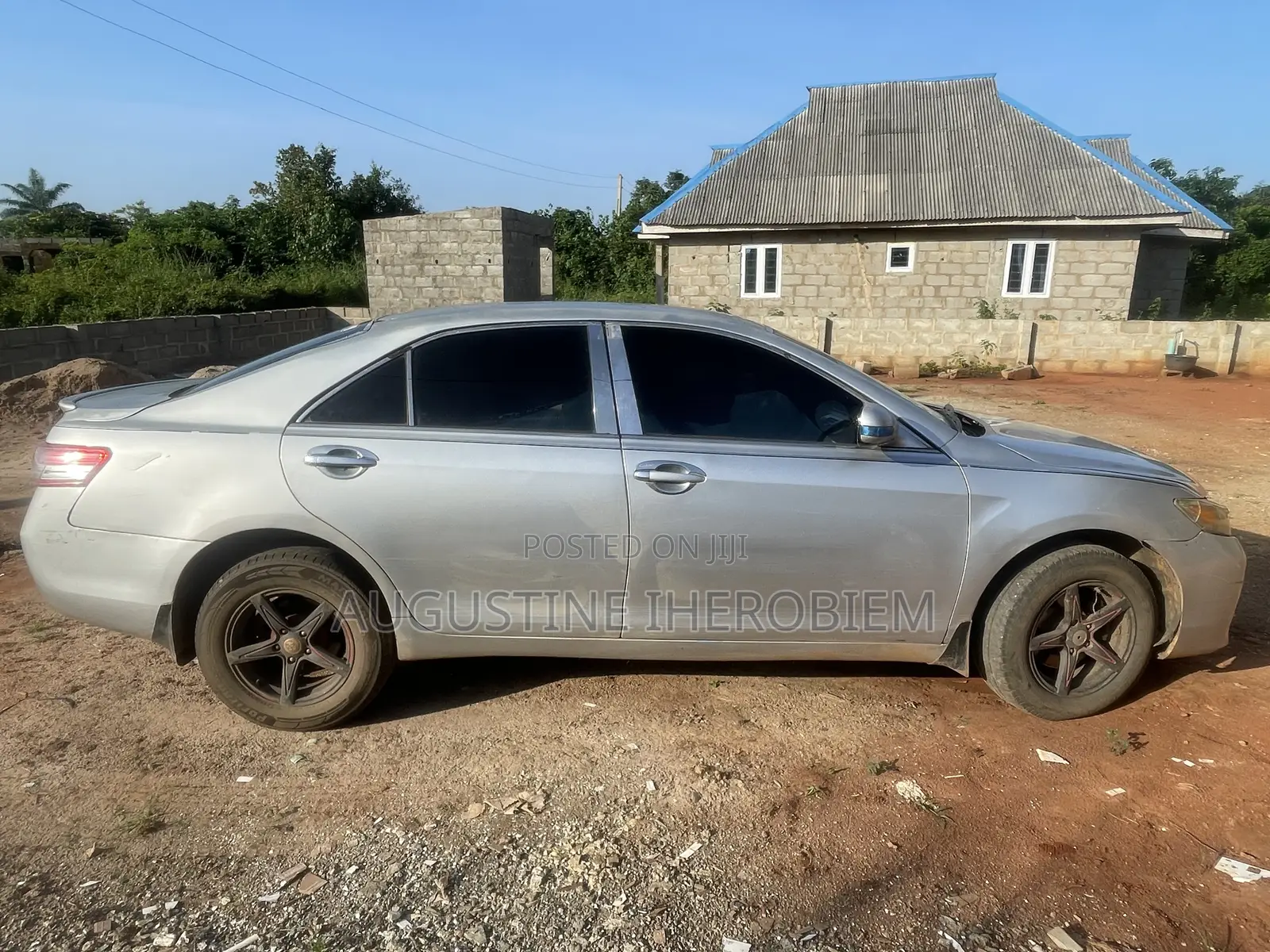 Toyota Camry 2027 Silver