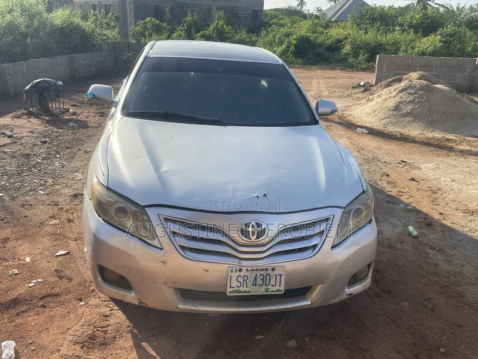 Toyota Camry 2027 Silver