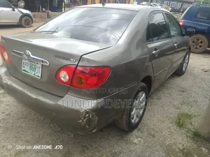 Toyota Corolla 2006 Gray