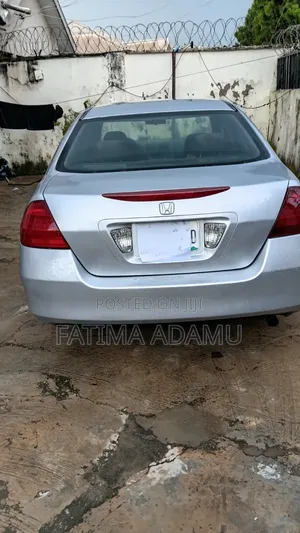 Honda Accord 2006 Gray
