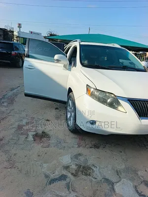 Lexus LX 570 2012 White