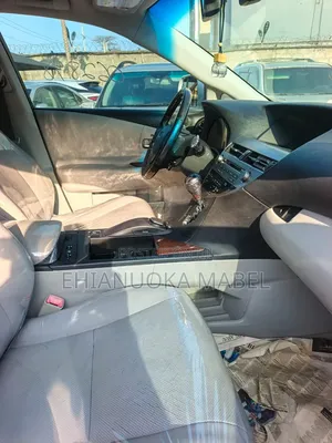 Lexus LX 570 2012 White
