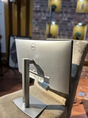 UHD2424 Dell