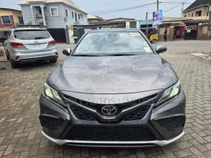 Toyota Camry XSE 2021 Gray