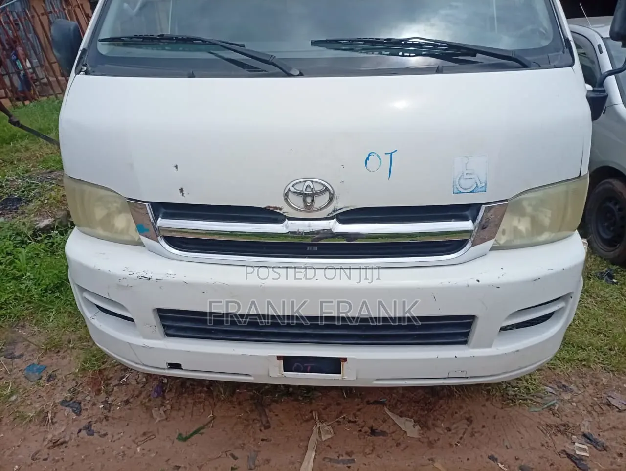 Toyota HiAce 2010 White